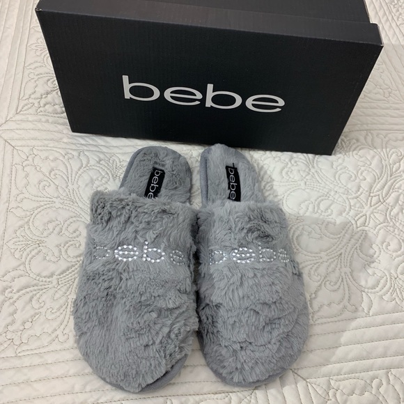 NWB BEBE GRAY FAUX FUR SLIPPERS - Picture 3 of 6